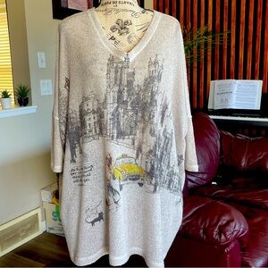 INOAH V-Neck One-Size Cream Colored Knitted Paris Printed Tunic